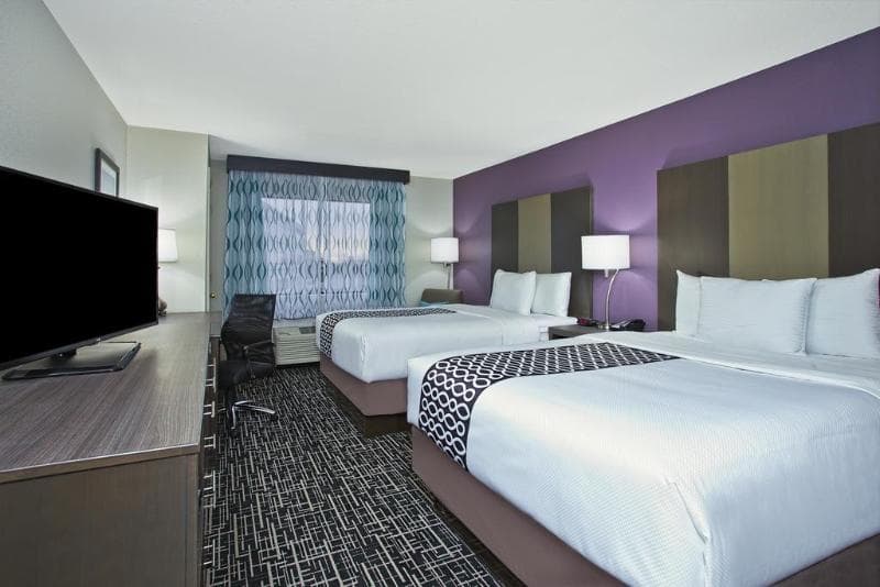 La Quinta Inn & Suites By Wyndham Fairborn Wright 3