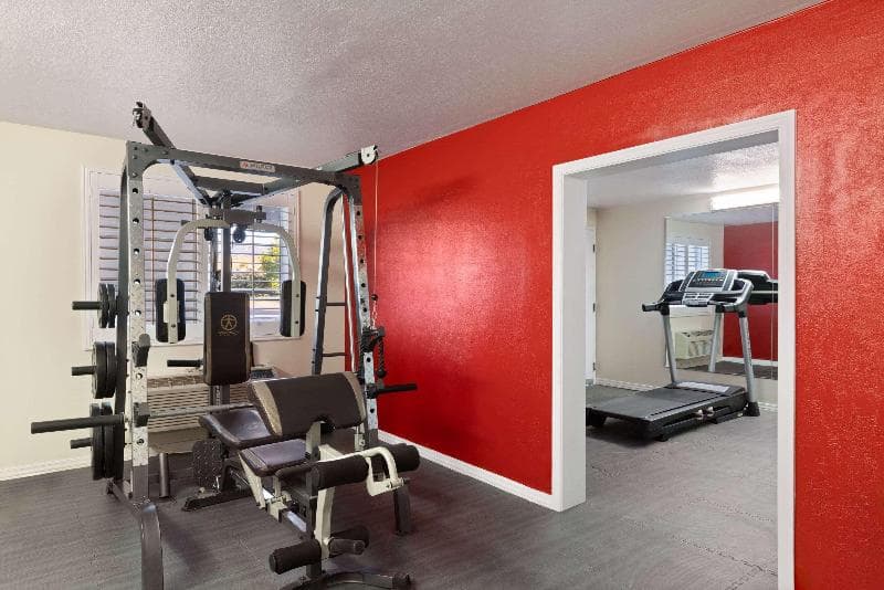 Ramada by Wyndham Kingman photo 1
