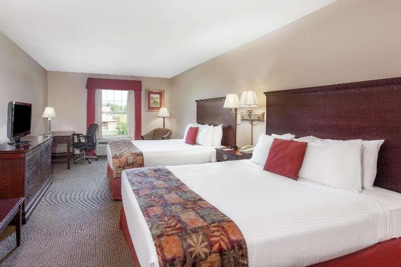 Ramada By Wyndham Shelbyville/louisville East main