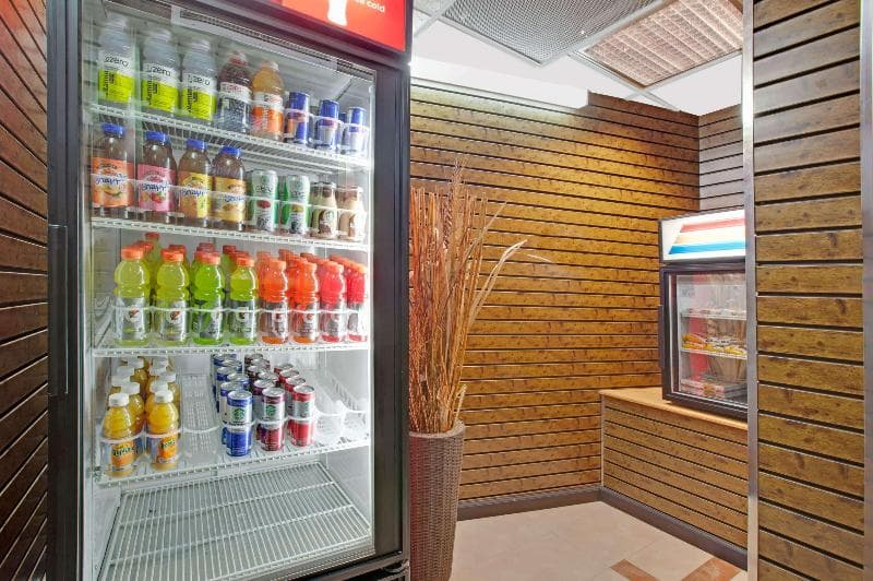 Ramada by Wyndham Bronx 5