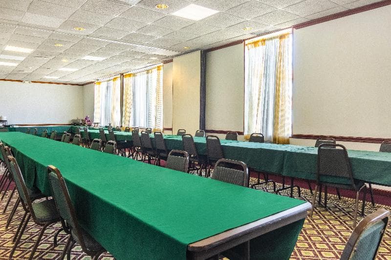 Ramada By Wyndham Austinburg/ashtabula photo 1