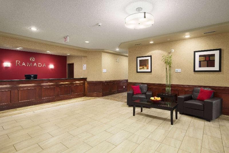 Ramada By Wyndham Edson 5