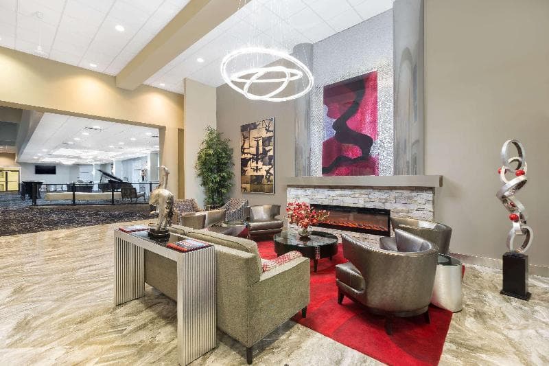 Ramada By Wyndham Des Moines Airport 3