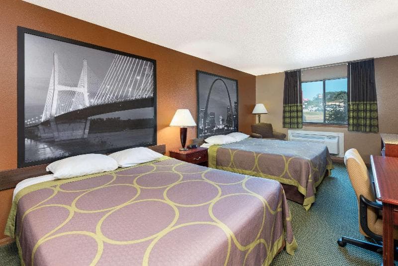 Super 8 By Wyndham Poplar Bluff Missouri 2