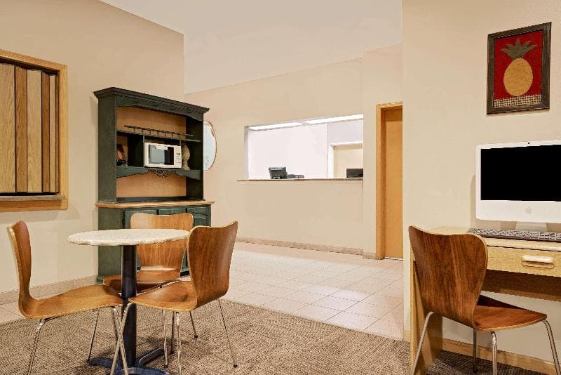 Americinn By Wyndham Mauston 4