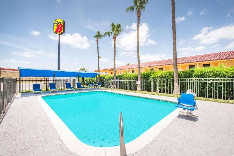 Super 8 By Wyndham Harlingen 5