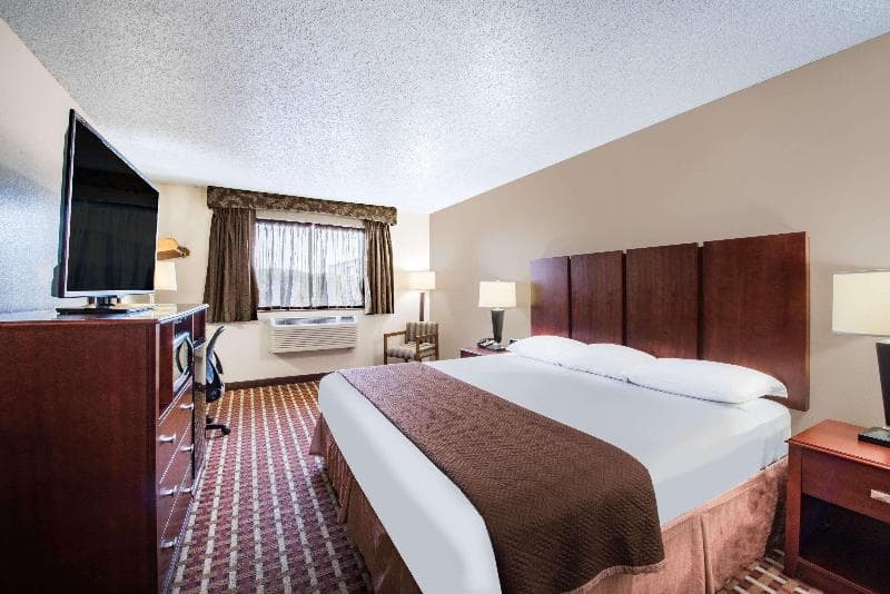 Super 8 By Wyndham Harlingen 2