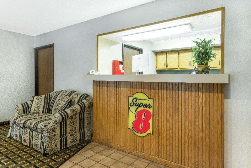 Super 8 by Wyndham Twinsburg/Cleveland Area 5