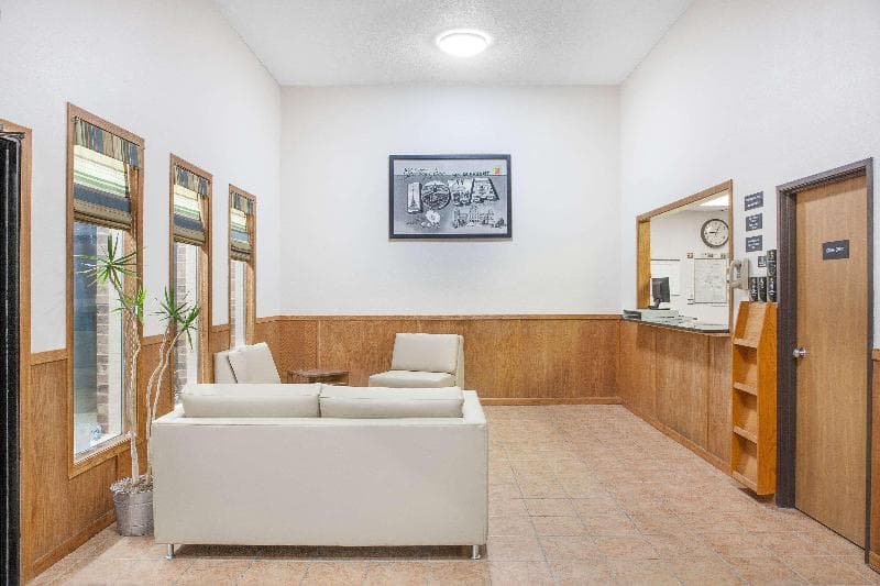 Super 8 By Wyndham Mt Pleasant 5