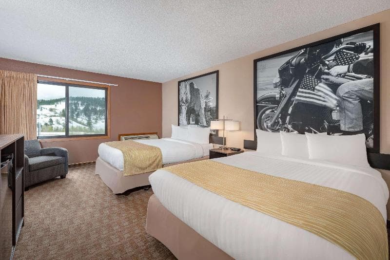 Super 8 By Wyndham Sturgis 2
