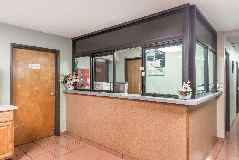 Super 8 by Wyndham O'Fallon/St. Louis Area 2