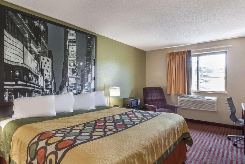 Super 8 By Wyndham Amsterdam 3