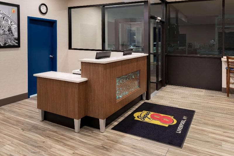 Super 8 By Wyndham Liverpool/Syracuse North Airport 5