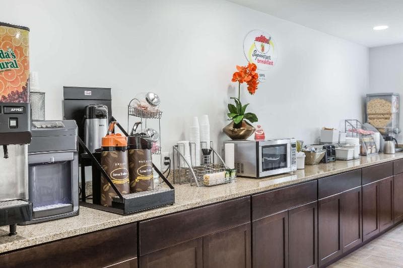 Super 8 By Wyndham Nyack Ny 5