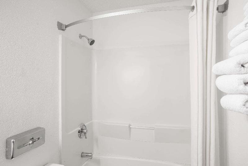Super 8 by Wyndham Ticonderoga 4