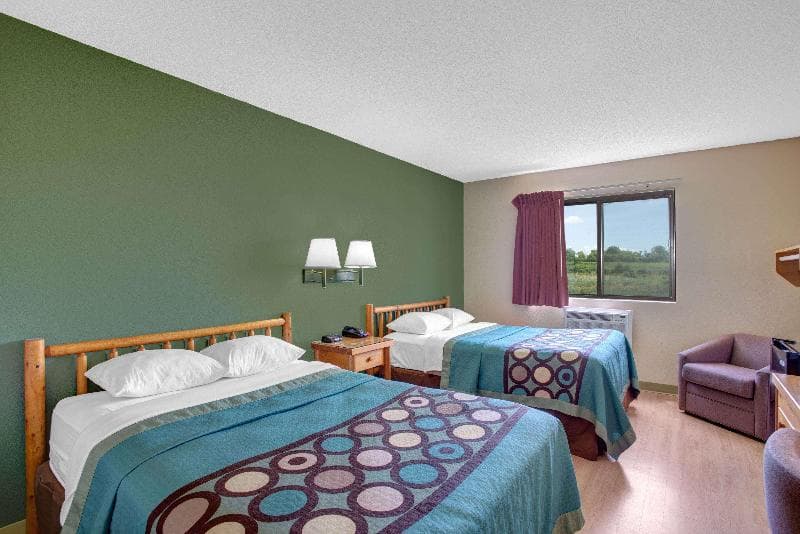 Super 8 by Wyndham Ticonderoga 5