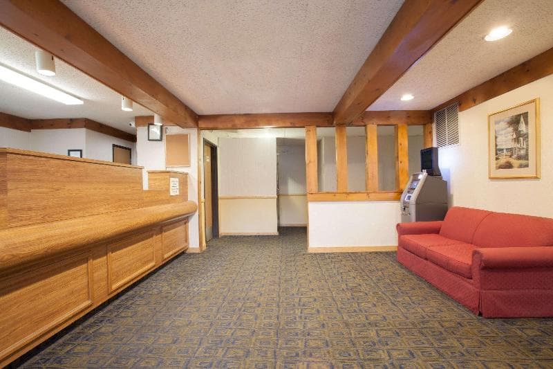 Super 8 by Wyndham Oneonta/Cooperstown 4