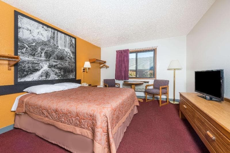 Super 8 By Wyndham Front Royal 2