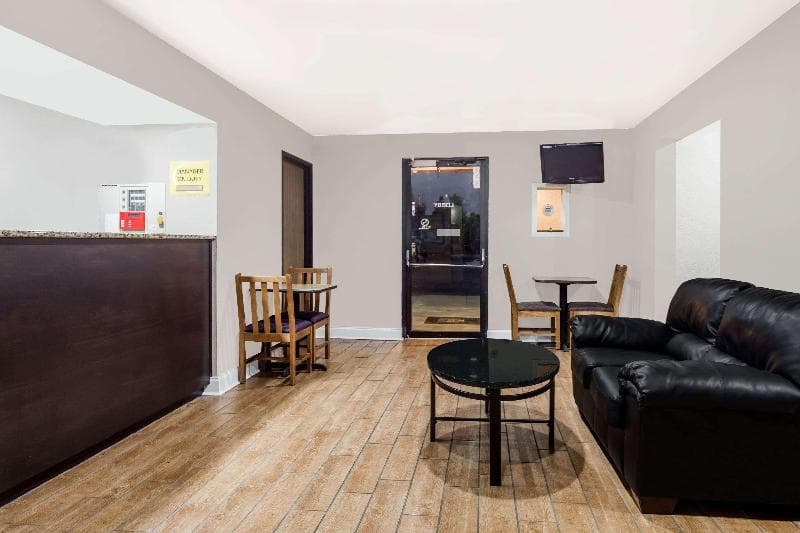 Super 8 By Wyndham Augusta/Ft Eisenhower Area 3