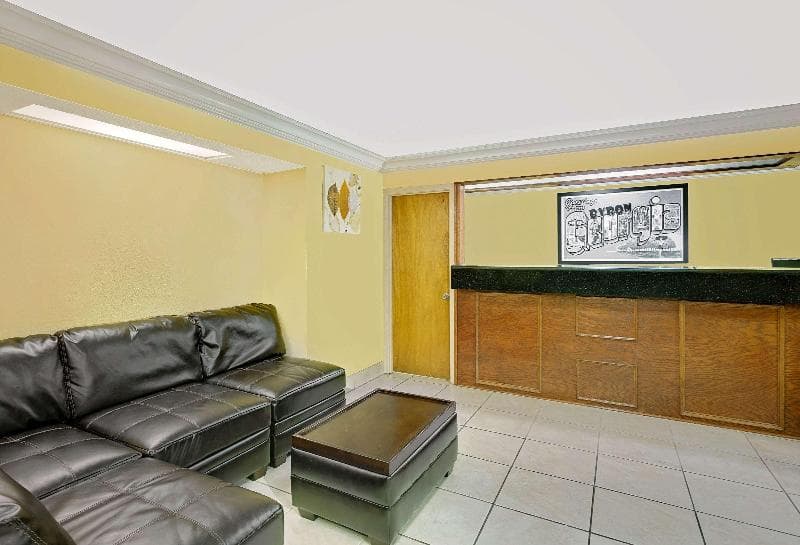 Super 8 By Wyndham Byron/South Macon 5