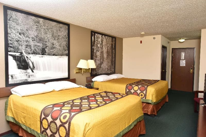 Super 8 by Wyndham Springfield/Battlefield photo 1