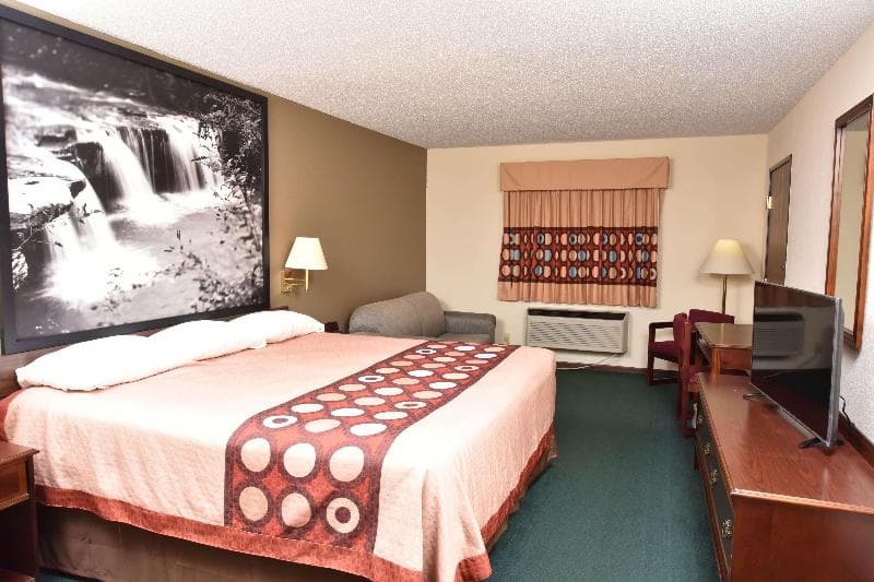 Super 8 by Wyndham Springfield/Battlefield 5