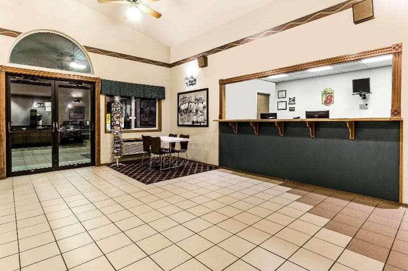 Super 8 by Wyndham Fruita 4