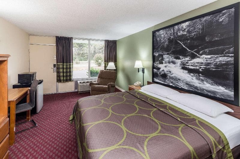 Super 8 By Wyndham Hope 3