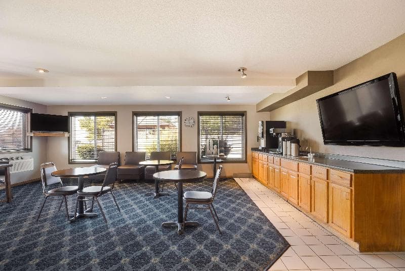 Americas Best Value Inn Sparks 2