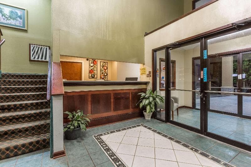 Super 8 By Wyndham Piedmont Greenville Area 3