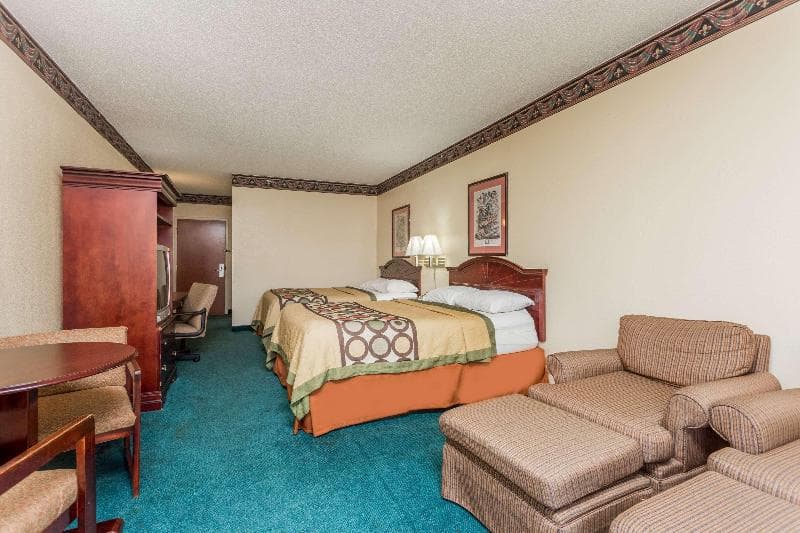 Super 8 By Wyndham Piedmont Greenville Area photo 1