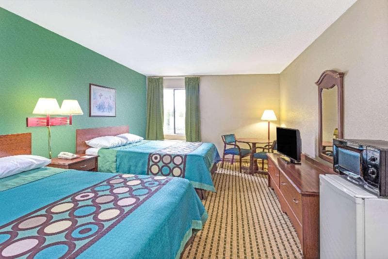 Super 8 by Wyndham Dawsonville main