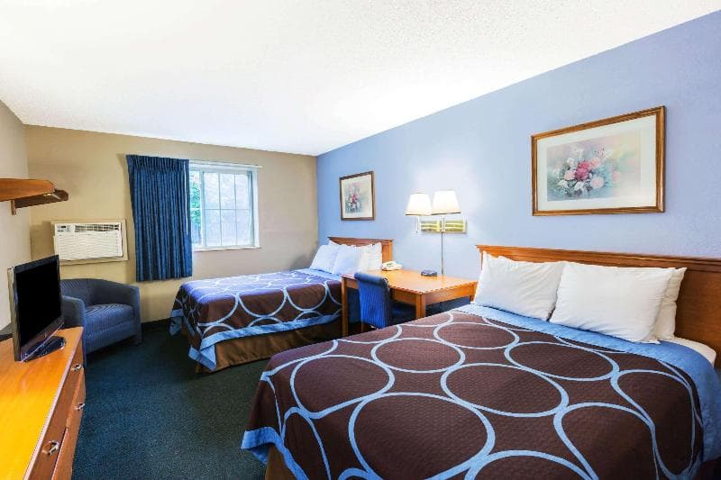 Super 8 by Wyndham Austin North/University Area photo 1
