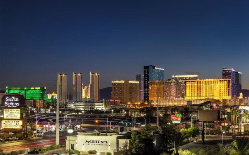 DoubleTree by Hilton Las Vegas East Flamingo 2