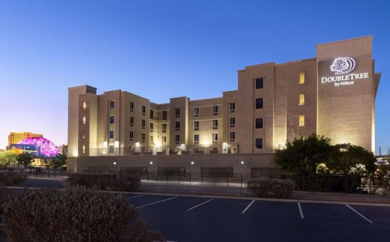 DoubleTree by Hilton Las Vegas East Flamingo 4