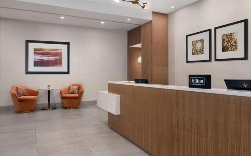 DoubleTree by Hilton Las Vegas East Flamingo 5