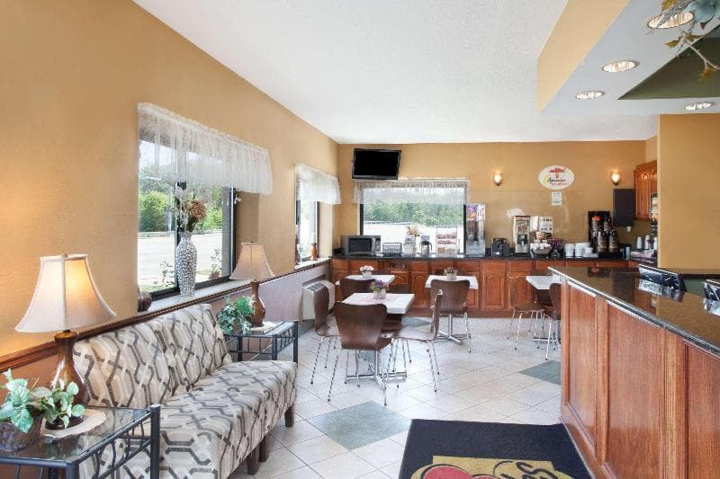 Super 8 by Wyndham Chicago/Rosemont/O'Hare/SE 5