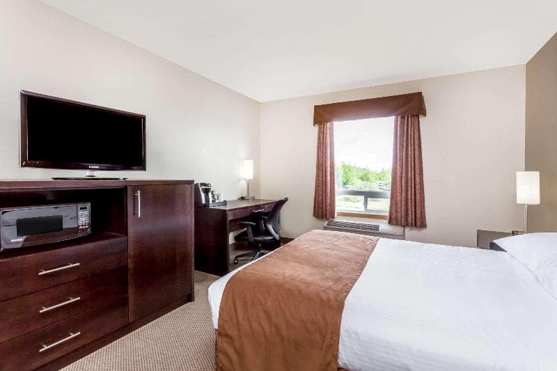 Super 8 By Wyndham Prince Albert 1