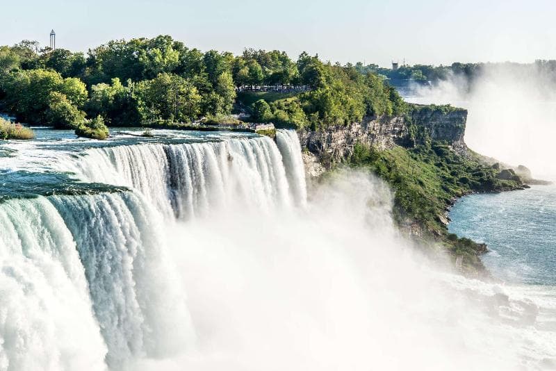 Super 8 by Wyndham Niagara Falls 4