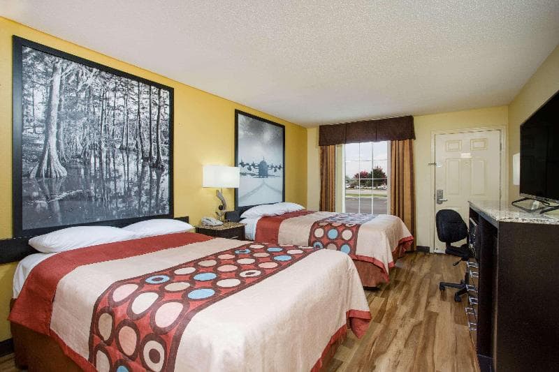 Super 8 By Wyndham Garner/Clayton/Raleigh photo 1