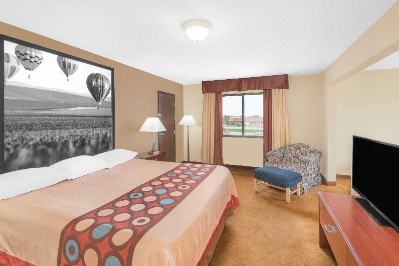 Super 8 By Wyndham Marshalltown 3