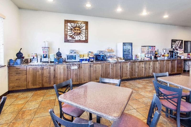 Days Inn by Wyndham Grand Junction 3