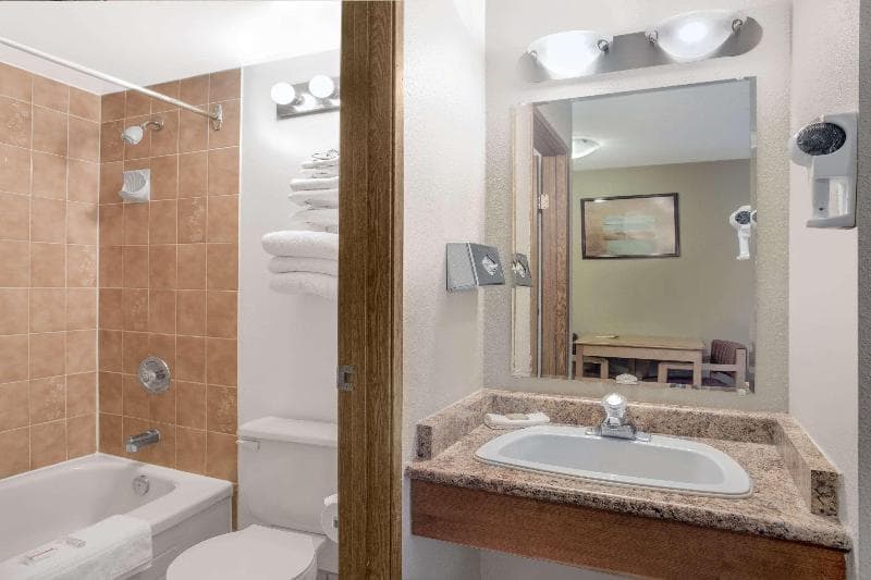 Park Inn By Radisson Osoyoos 3