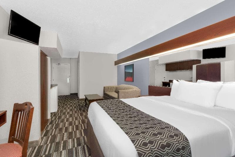 Microtel Inn & Suites By Wyndham London 3
