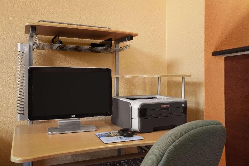Microtel Inn by Wyndham Albany Airport 3