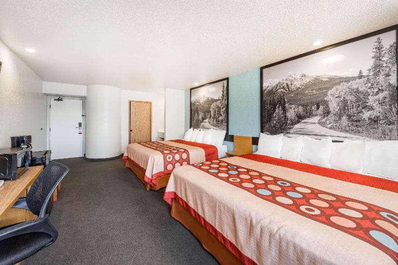 Super 8 By Wyndham Show Low photo 1
