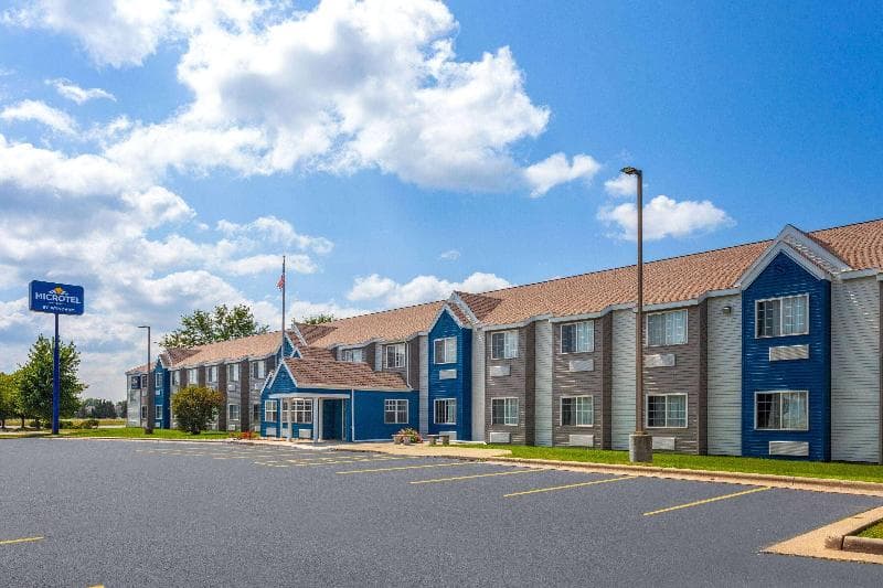 Microtel Inn & Suites By Wyndham Janesville 4