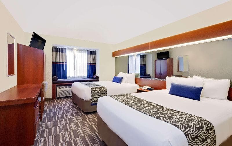 Microtel Inn & Suites by Wyndham Middletown photo 1