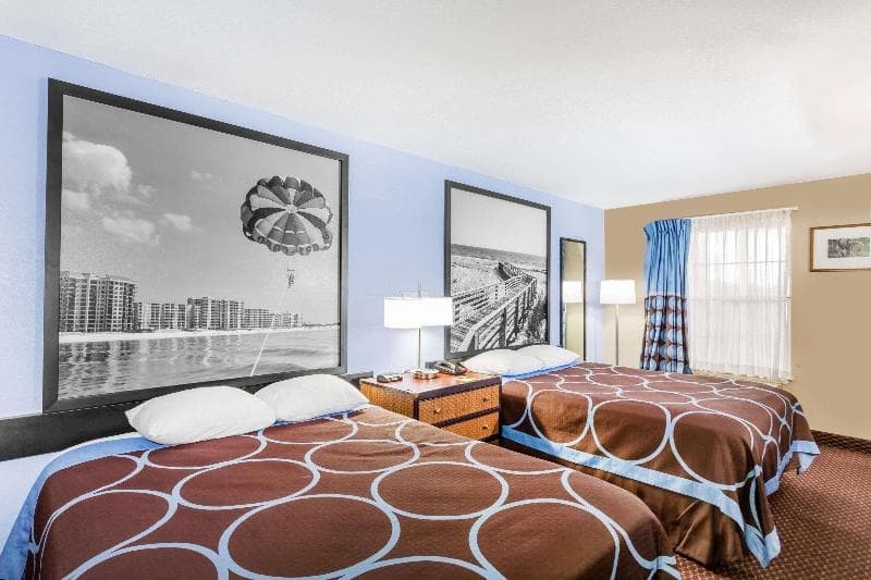 Super 8 by Wyndham Foley photo 1