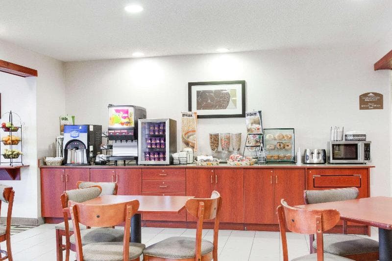 Microtel Inn & Suites by Wyndham Olean/Allegany 4